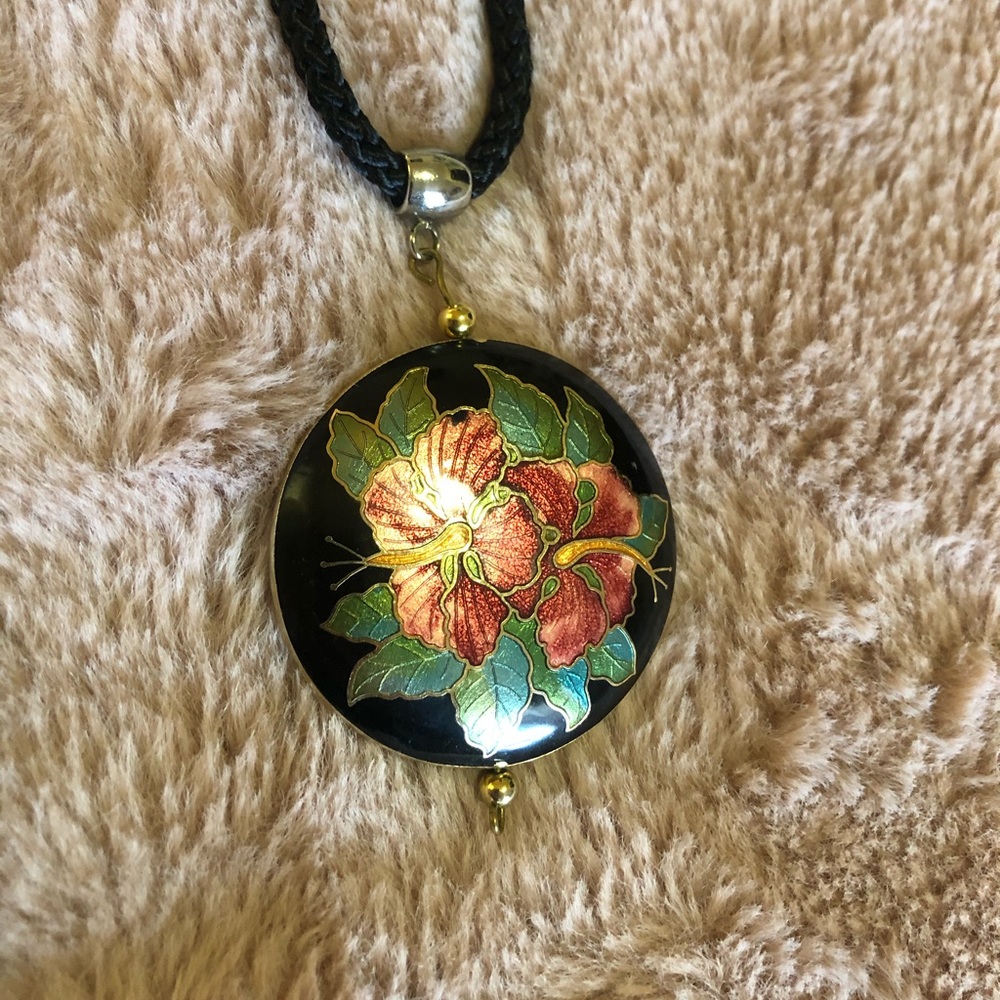 Statement Piece - Picture 2 of 2